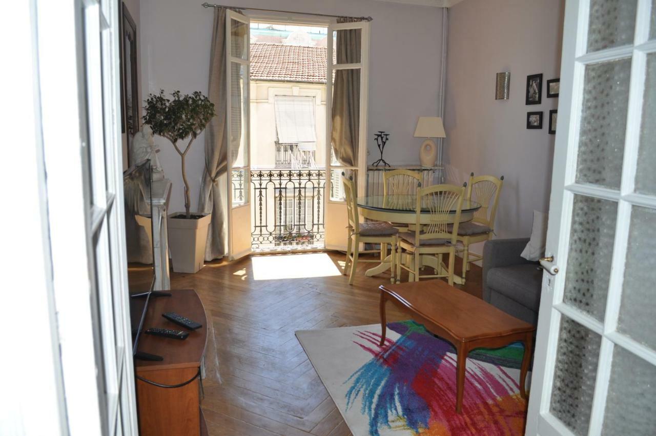 Appartement Carre D'Or Nisa Exterior foto